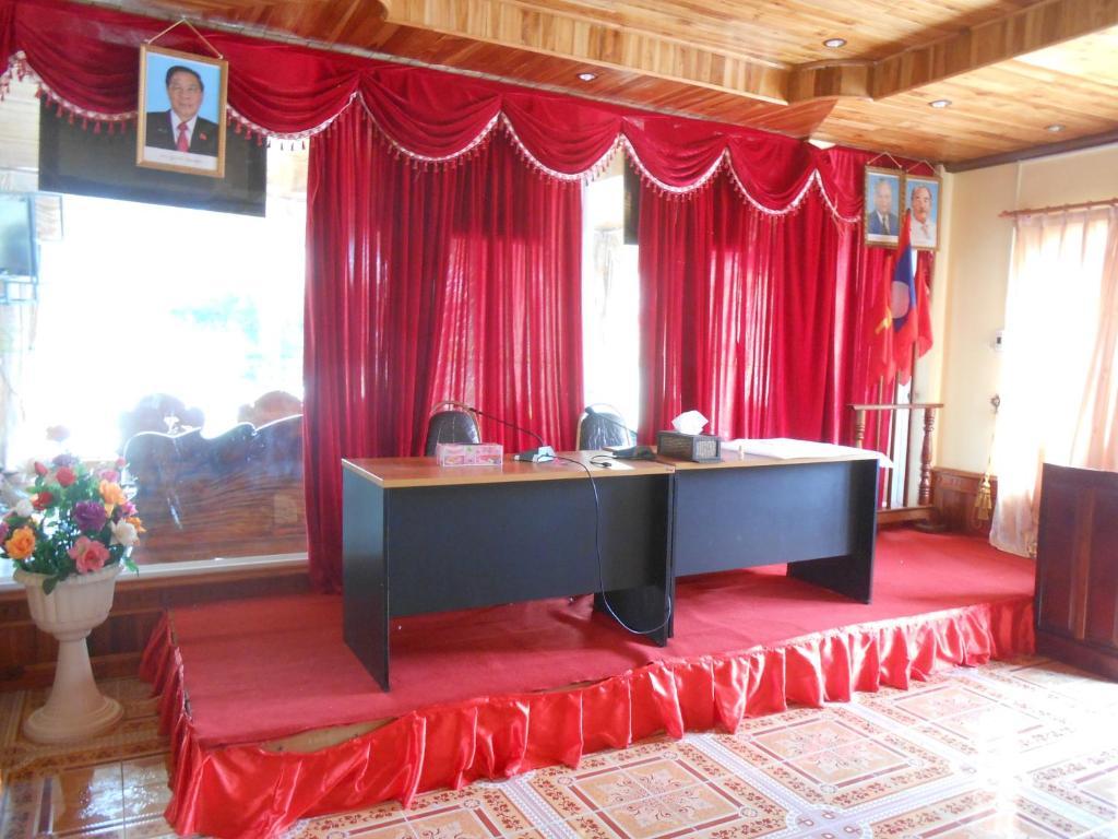 Khampaseuth Hotel Vang Vieng Luaran gambar